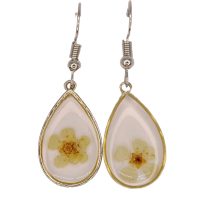 DRIED FLOWER TEARDROP EARRINGS