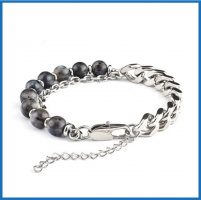 CHAIN & BLK BEAD BRACELET