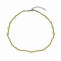 GREEN SEED BEAD CHOKER W/ PINK & WHITE DAISYS