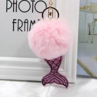 GLITTER MERMAID TAIL W/ PINK POM POM KEYRING