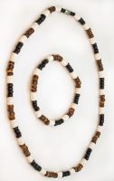 COCONUT, SHELL & BLK BEADED CHOKER BRACELET SET