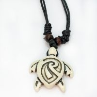 AZTEC WHITE TURTLE CHOKER