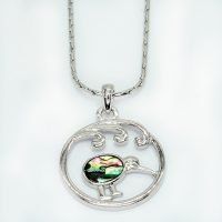 PAUA KIWI IN CIRCLE PENDANT