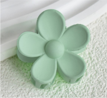 SMALL PASTEL GREEN DAISY HAIR CLIP