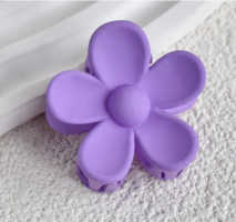 SMALL PASTEL PURPLE DAISY HAIR CLIP