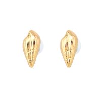 CHUNKY SEASHELL STUDS