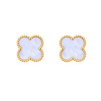 MOP CLOVER STUDS