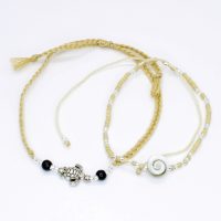 2-PIECE NATURAL THREAD ANKLET WITH TURTLE AND SHELL