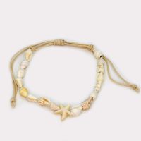 TINY SHELL STRING BRACELET WITH WHITE STARFISH