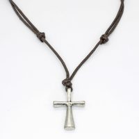 METAL CROSS BROWN STRING CHOKER