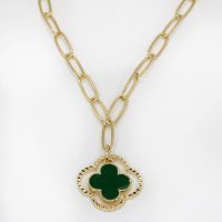P8256 GOLD PAPERCLIP GREEN CLOVER GOLD CHAIN PENANT