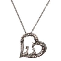 P8300 GIRAFFE LOVE HEART PENDANT