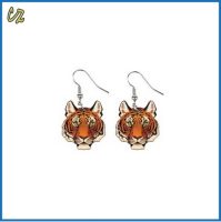 E2201 TIGER FACE HOOK EARRINGS